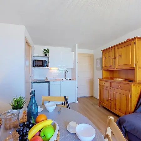 Apartament Front De Mer-8 By Interhome *