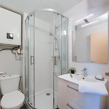 Front De Mer-8 By Interhome *