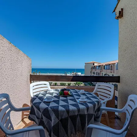 Apartment Front De Mer-8 By Interhome *