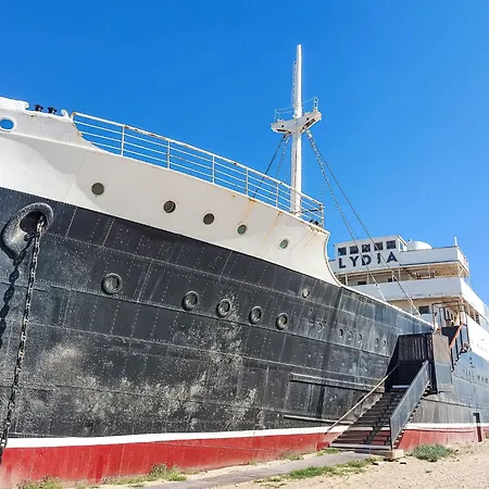 Apartment Front De Mer-8 By Interhome *