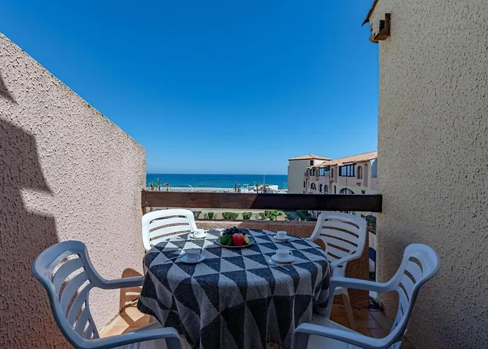 Apartment Front De Mer-8 By Interhome *